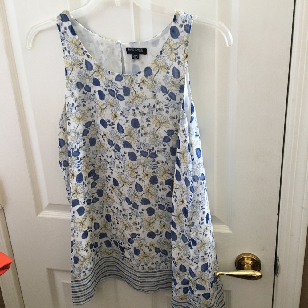 FINAL MARKDOWN Ladies max edition petite top xlp